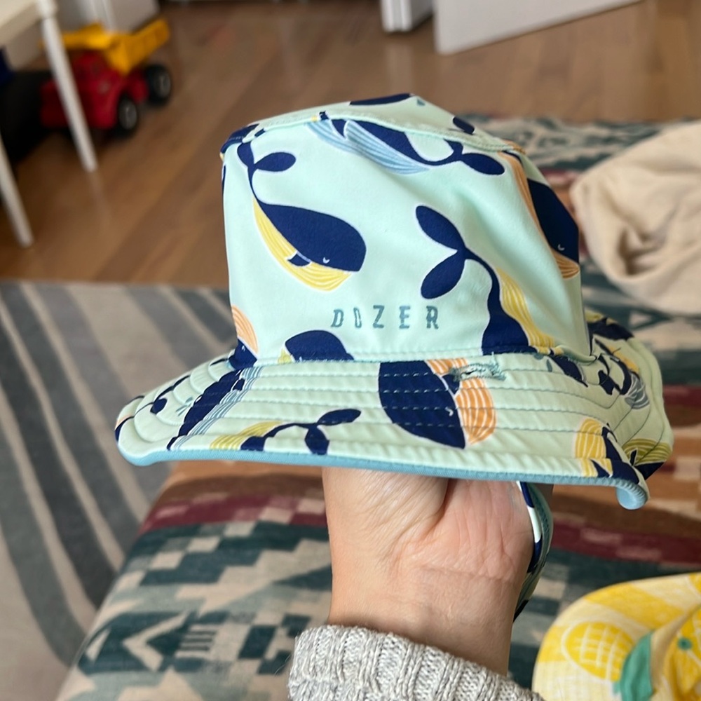 Two Sun/ Water Hats 12/24 & 18/24 - Picture 3 of 5
